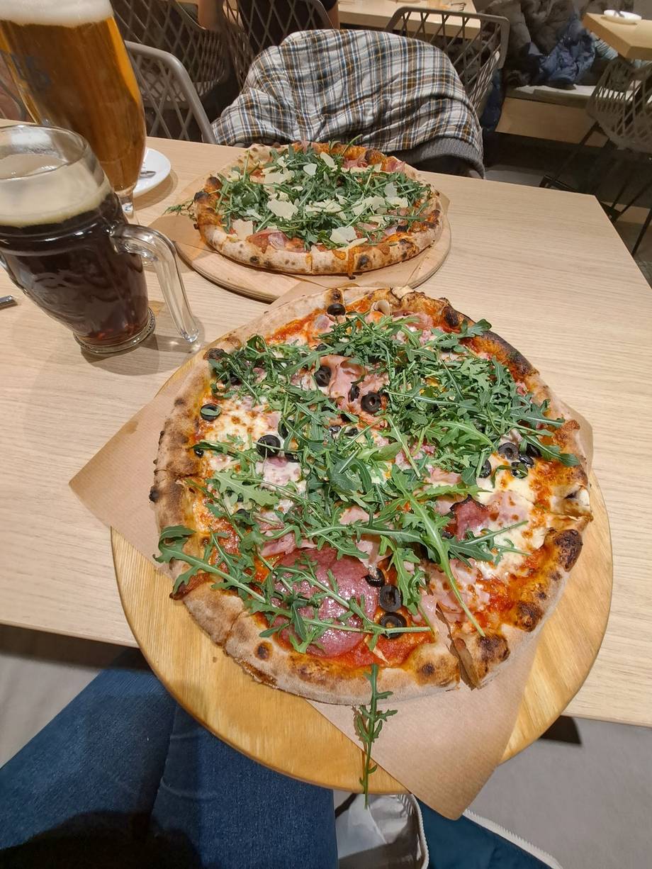 Casa della Pizza - Italian in Botanica (photo 5)