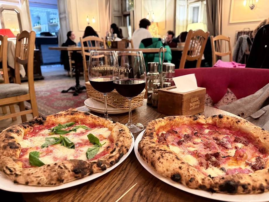 Little Napoli - Italian in Centru (photo 5)