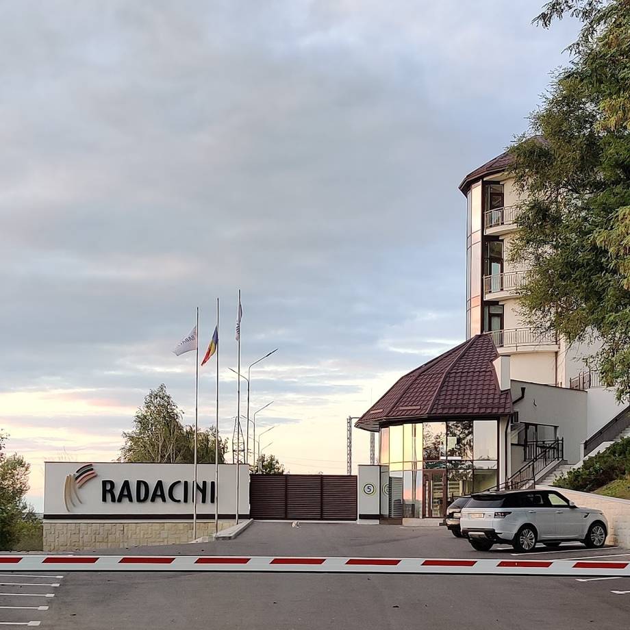 Rădăcini Winery - Crame boutique în Cricova (foto 2)