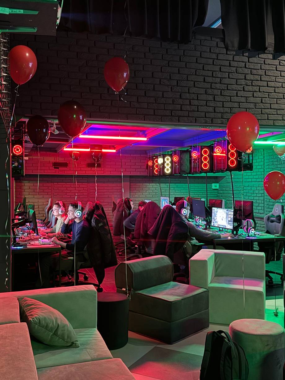 CYBERLIFE - Club de gaming în Botanica (foto 9)