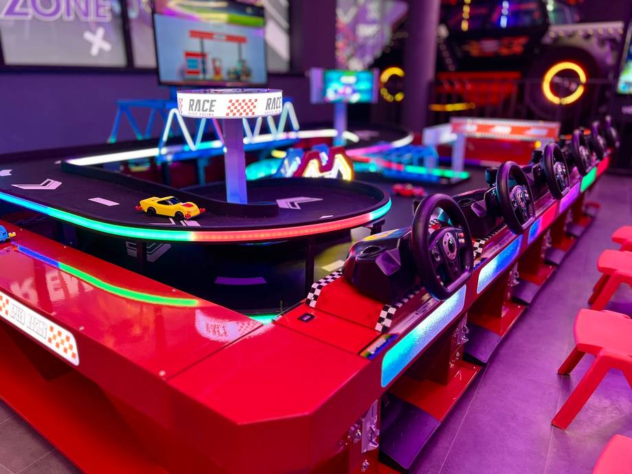 Monster VR Atrium - VR arcade în Centru (foto 2)