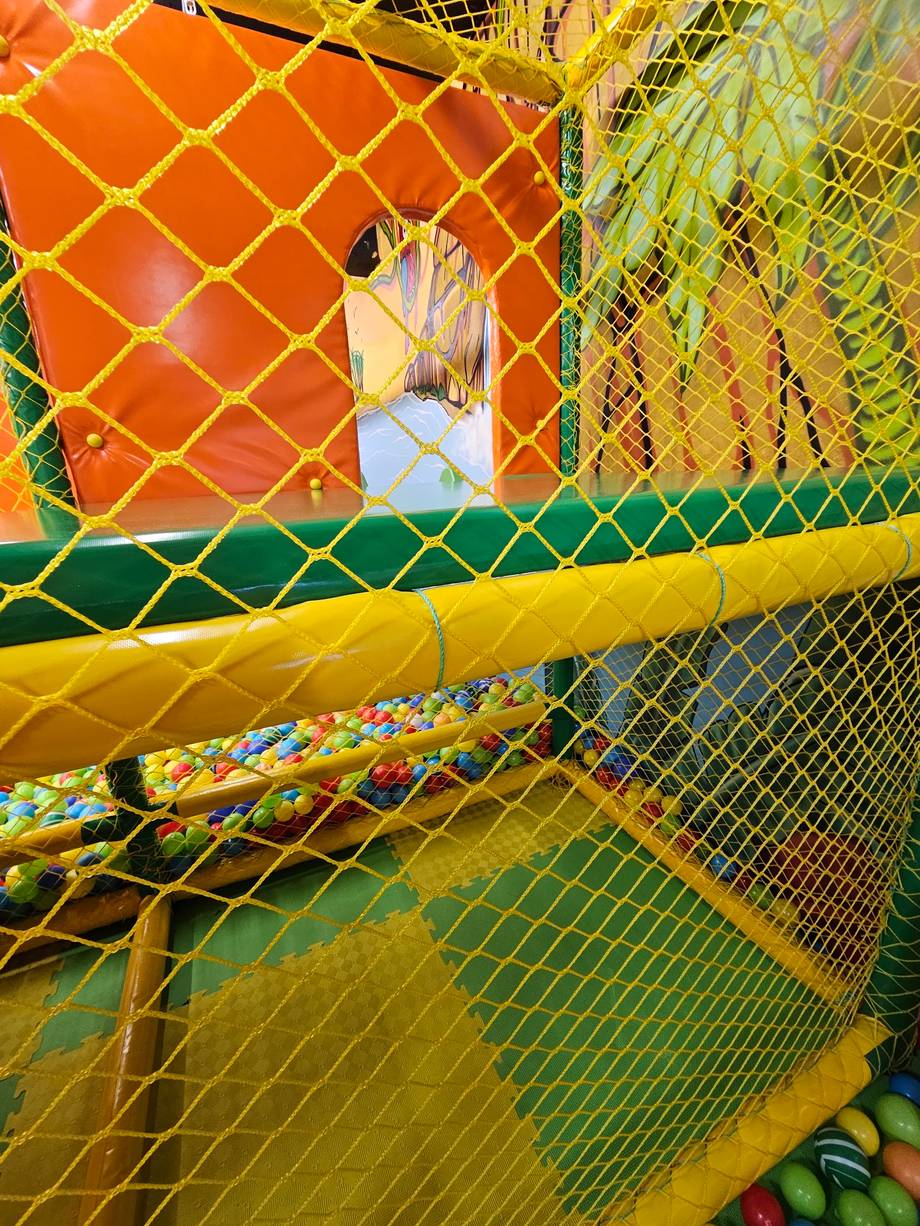 Happy Kids · Loc de joacă - Parc de distracții în Centru (foto 4)