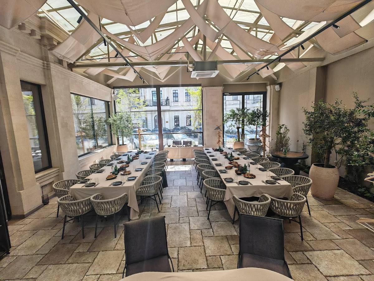 LUME Neobistro - Modern / Gastrobar in Centru (photo 1)