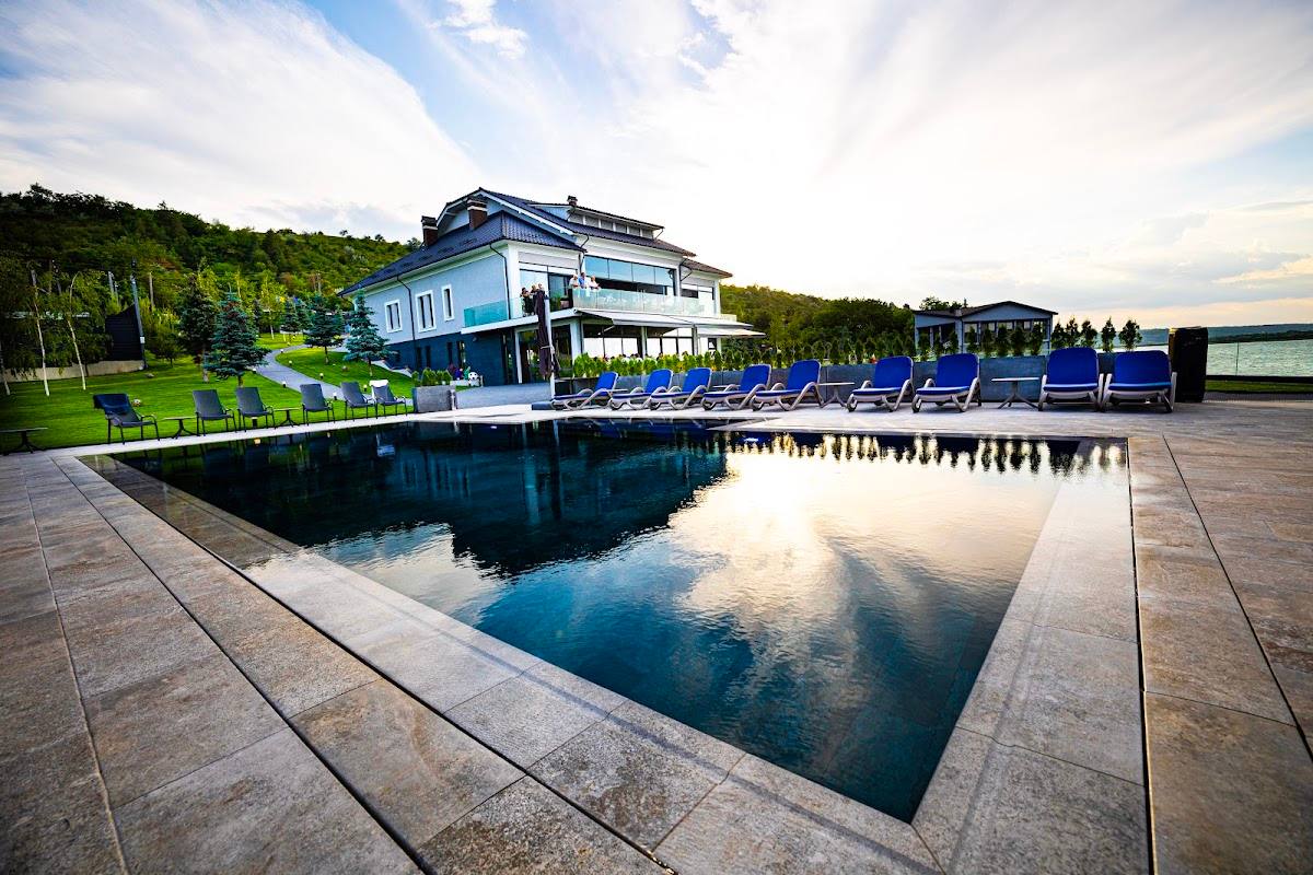 RiverSide Resort - Boutique hotel in Oxentea (photo 2)