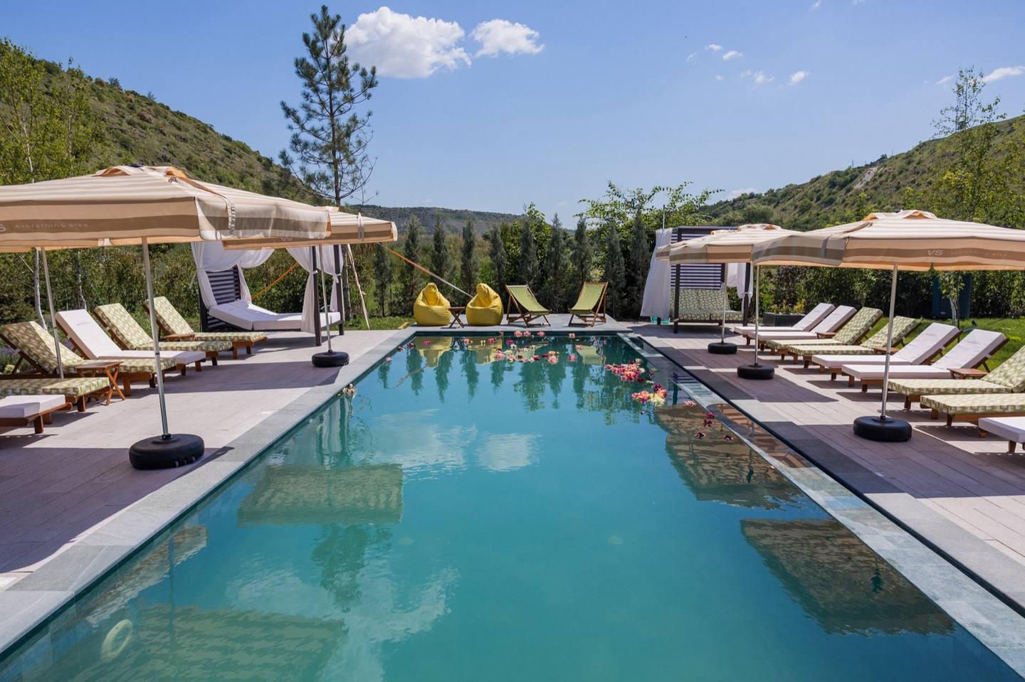 Villa Serenity - Бутик-отель, Butuceni (фото 1)