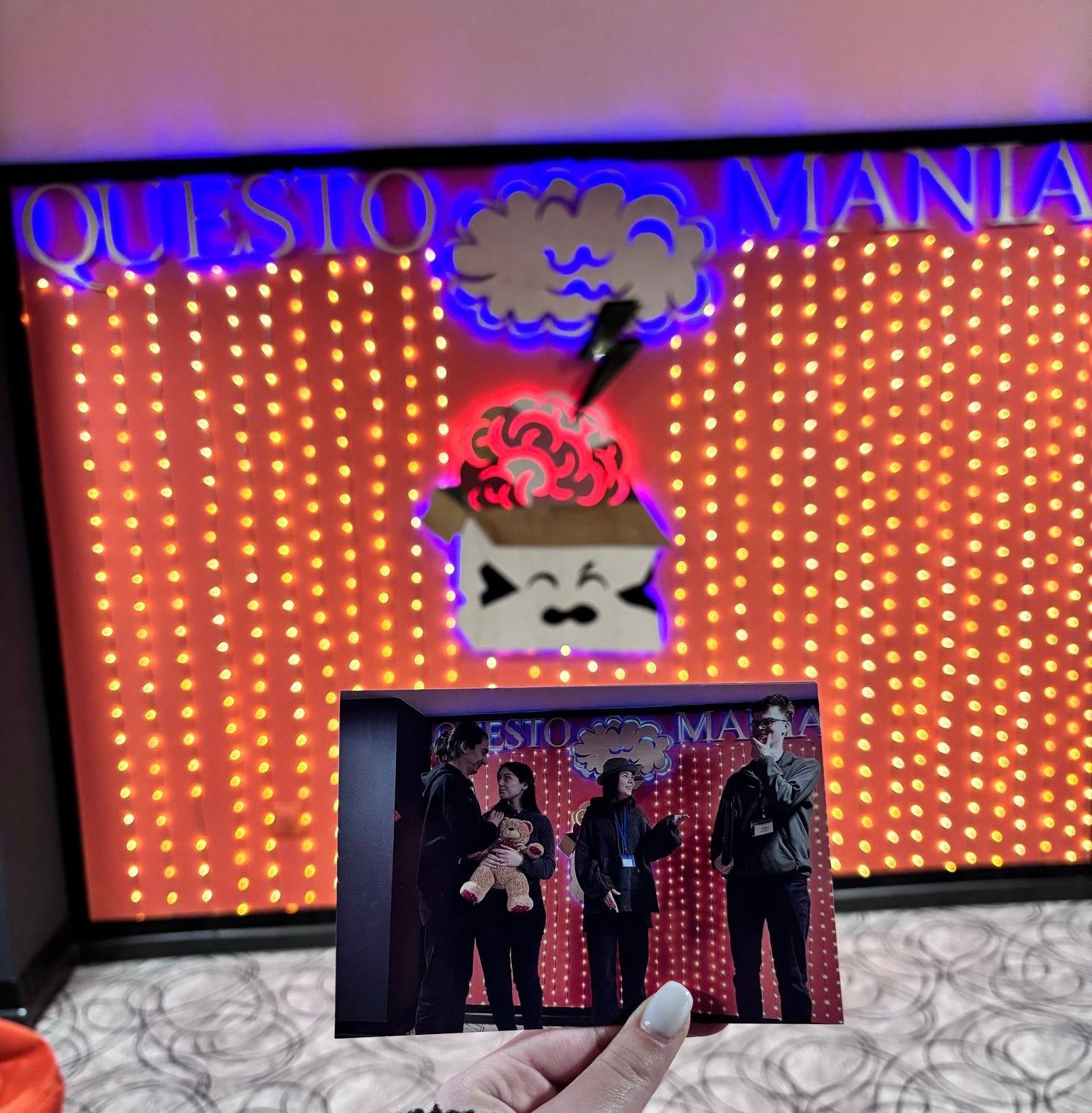 QuestoMania - Escape room în Buiucani (foto 2)