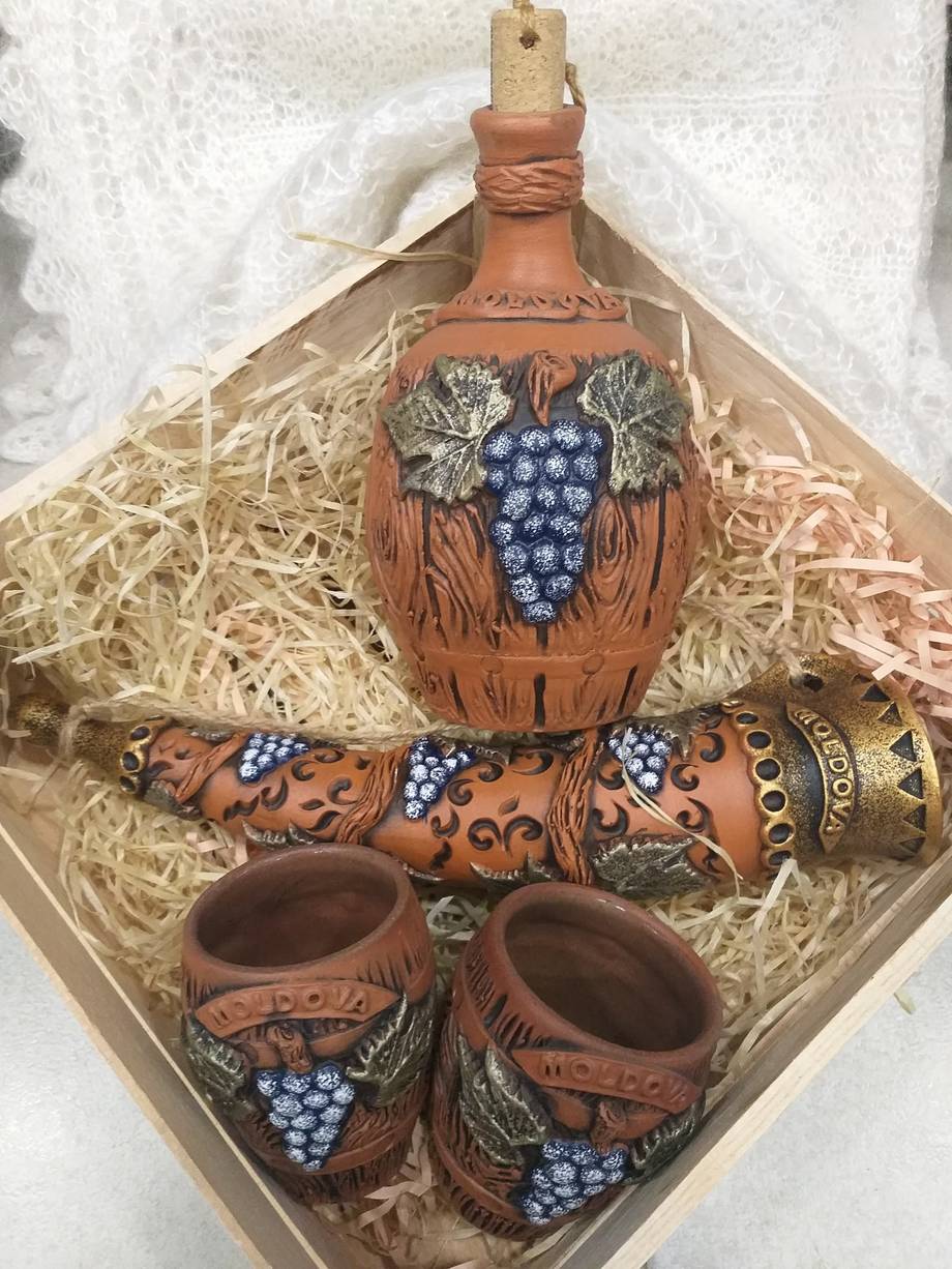 Souvenirs Folk & Art - Magazin produse locale în Centru (foto 6)