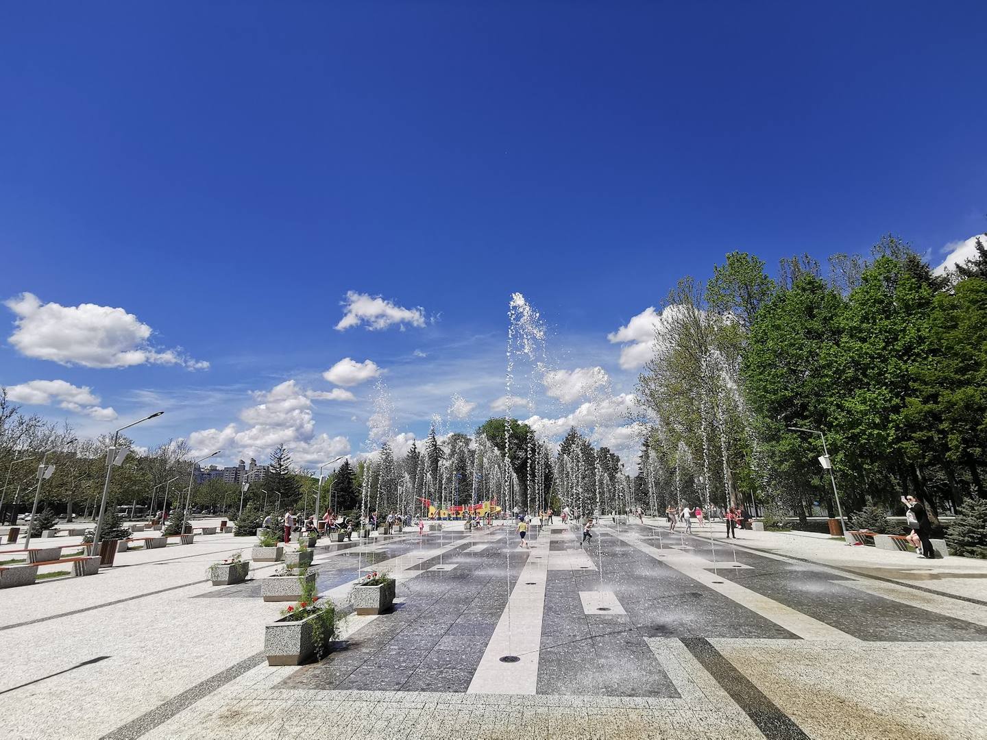 La Izvor Park - Парки, Buiucani (фото 1)