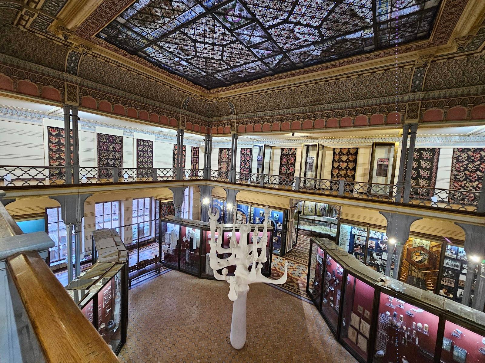Muzeul Național de Etnografie și Istorie Naturală - Ethnographic museum in Centru (photo 3)