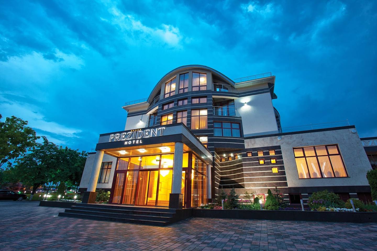 President Hotel - Hotel Chișinău în Botanica (foto 1)
