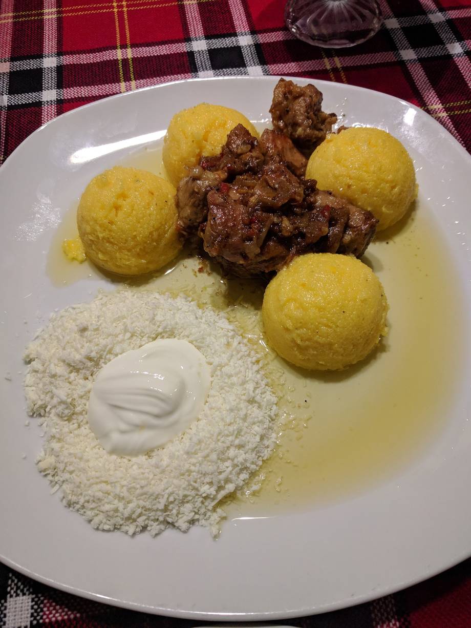 Crama Veche - Moldovan cuisine in Centru (photo 4)