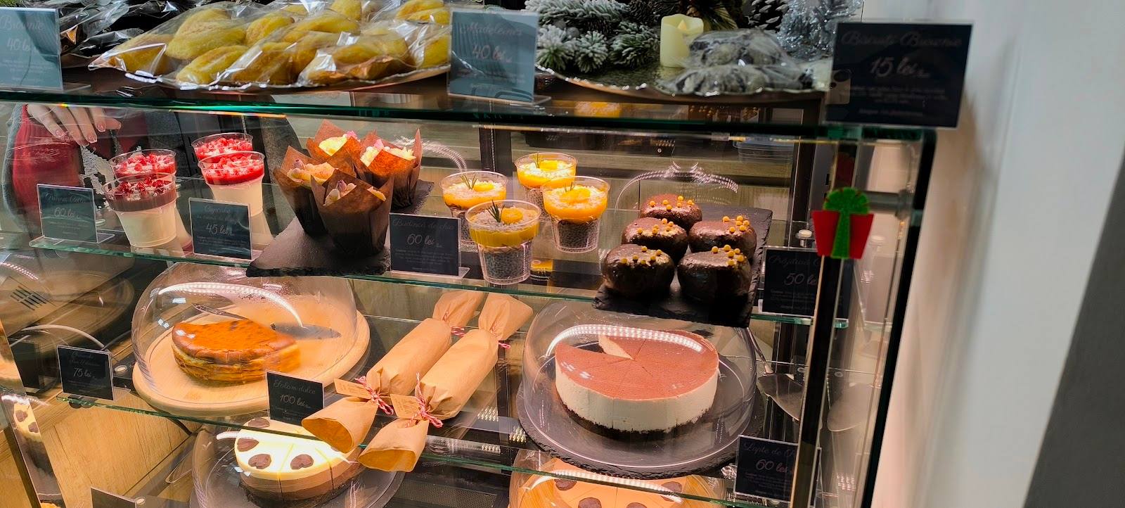 Little Treats - Traditional bakery in Botanica (photo 3)