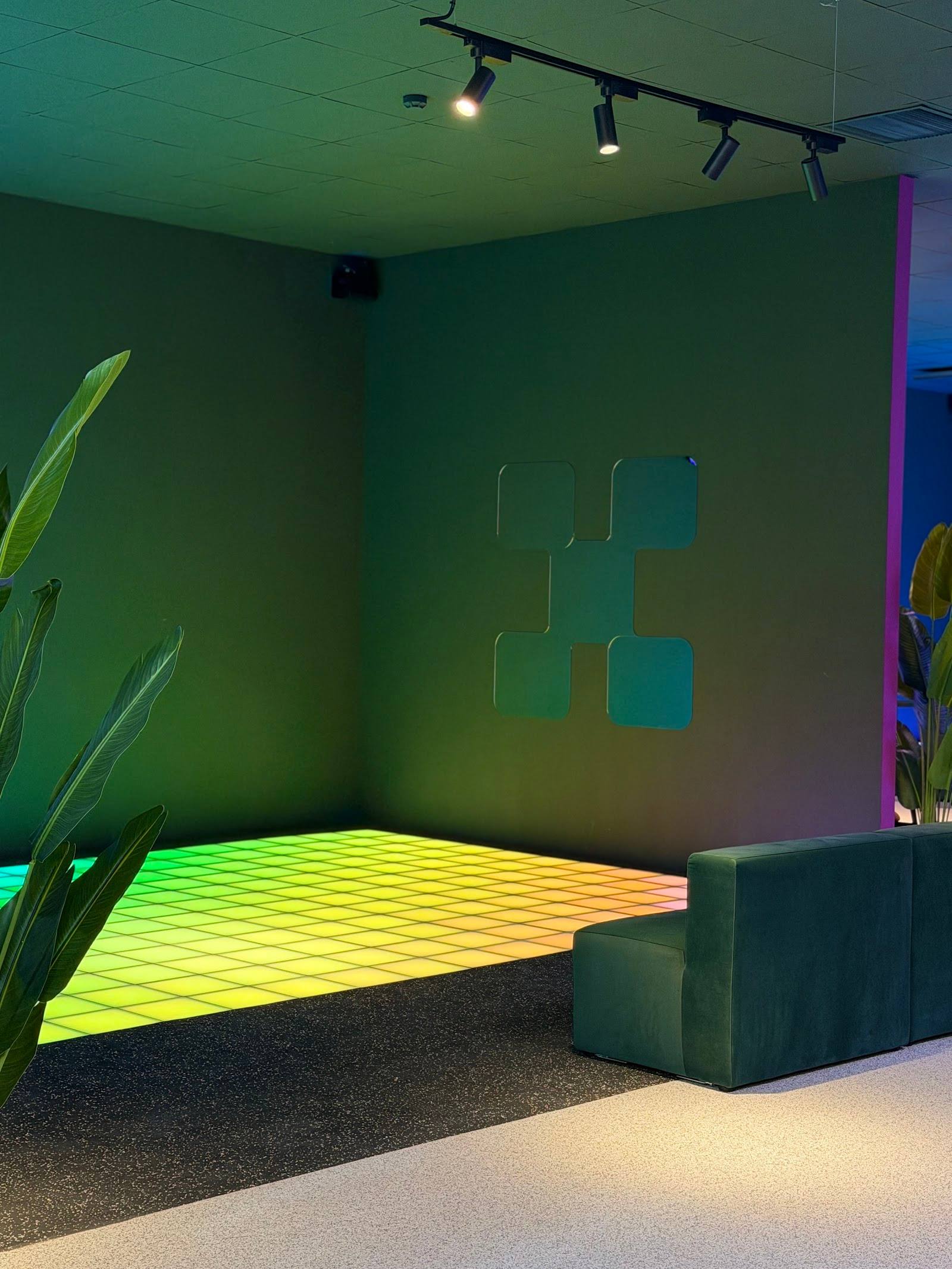 Hai Pixel - VR-аркада, Centru (фото 3)
