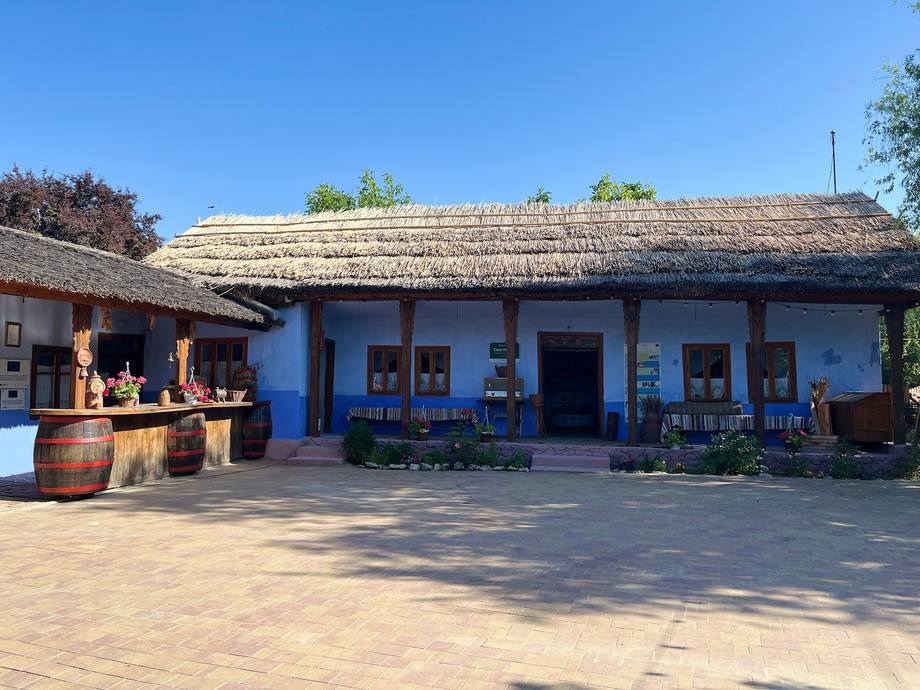 Eco-Village Valeni · Complex Văleni - Rural guesthouse in Văleni (photo 5)