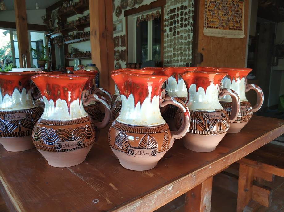 Atelierul Frații Scutelnic · Ceramica Scutelnic - Crafts workshop in Trușeni (photo 2)