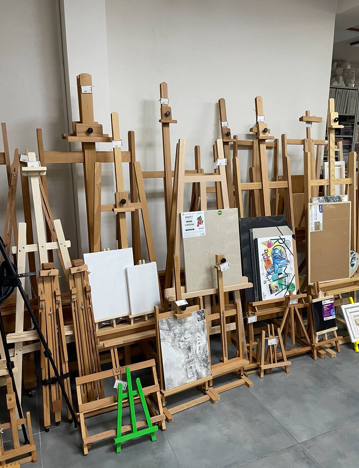 Art Atribut - Concept store in Centru (photo 3)