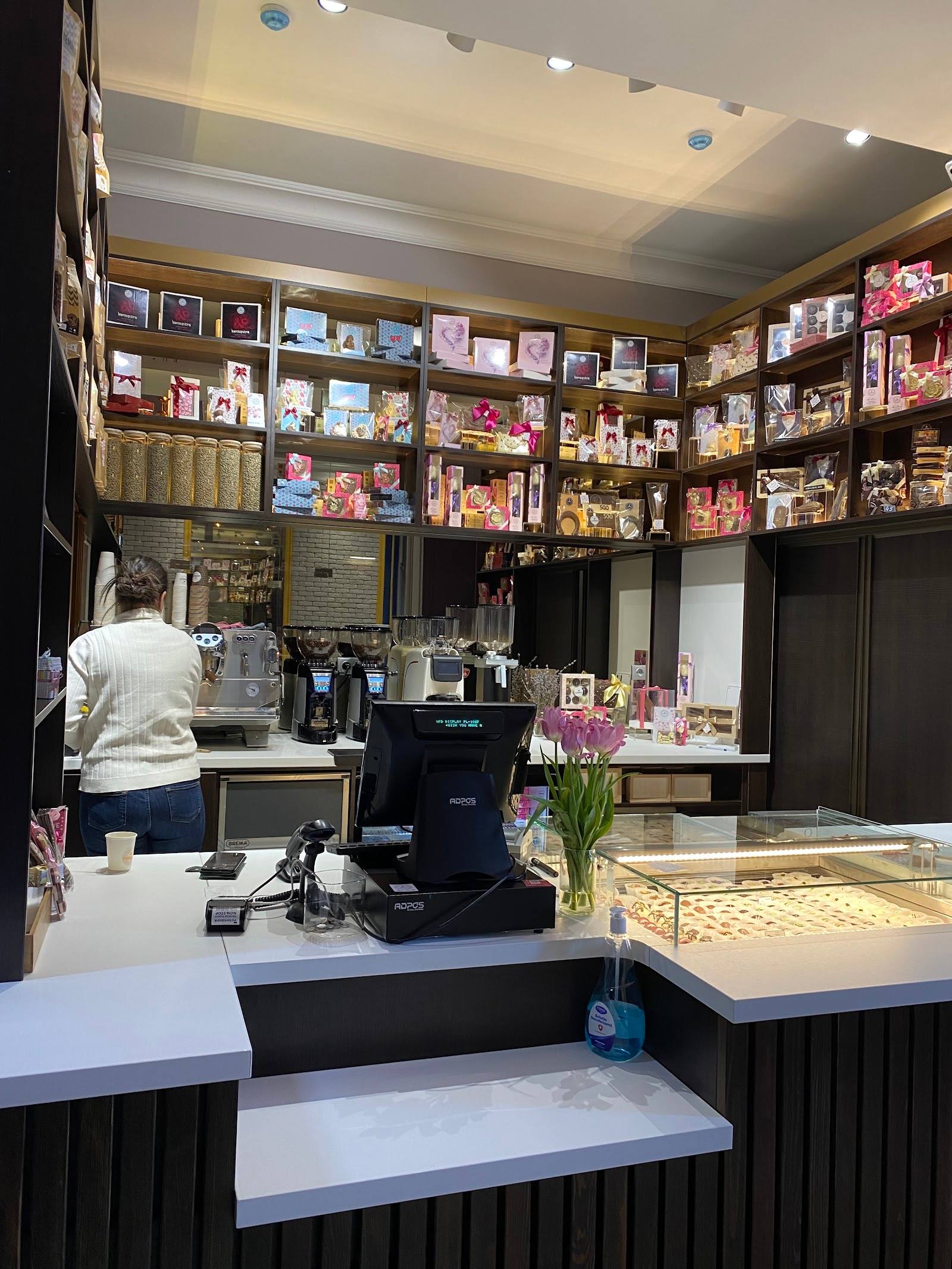 Cafelini Chocolate Atelier - Specialty coffee in Centru (photo 3)