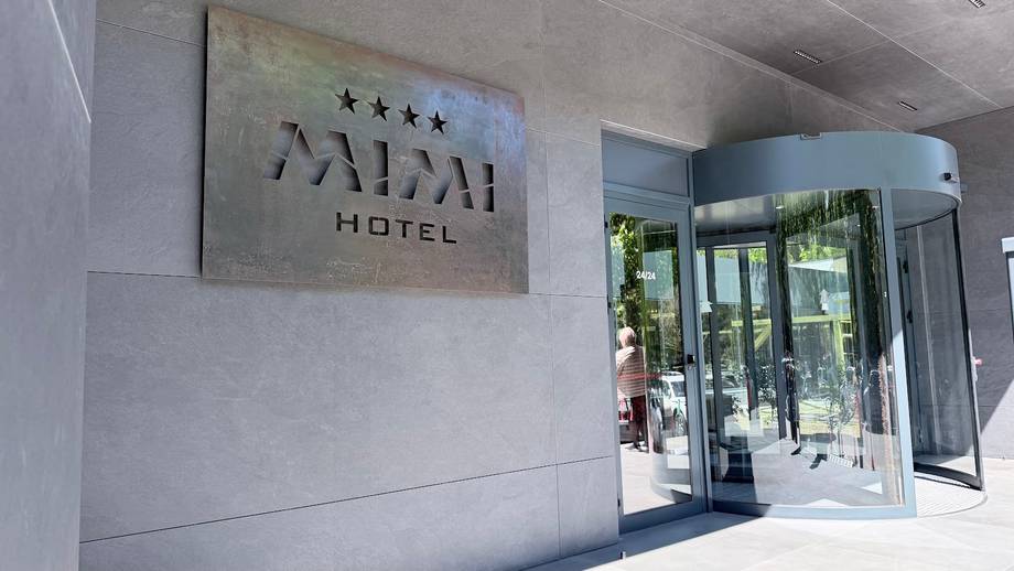 Mimi Hotel Chișinău · ex-Jolly Alon - Boutique hotel in Centru (photo 4)