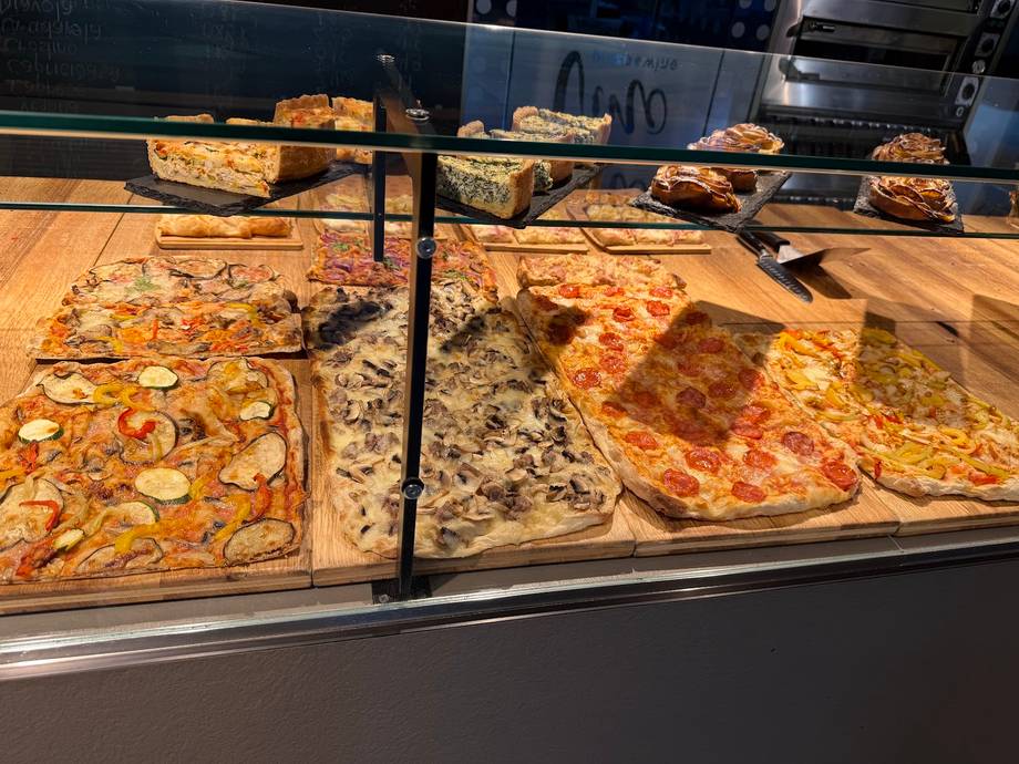 Vino Pizza & Wine - Italian în Centru (foto 6)