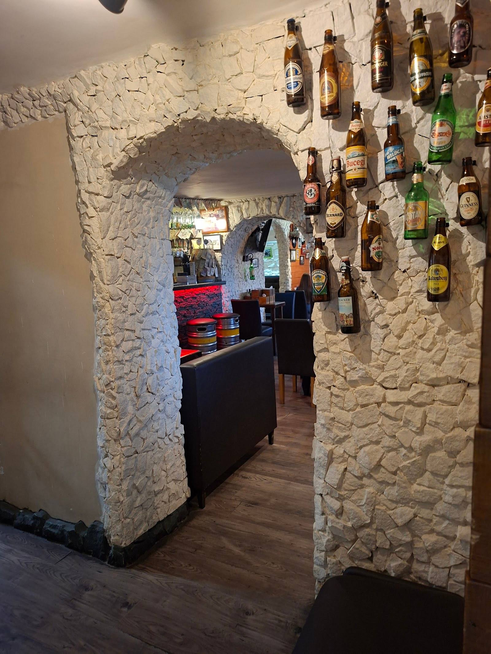 Brother's Pub - Craft beer bar in Centru (photo 3)
