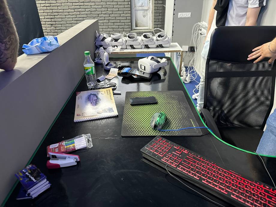 Frontline VR - VR arcade in Centru (photo 5)