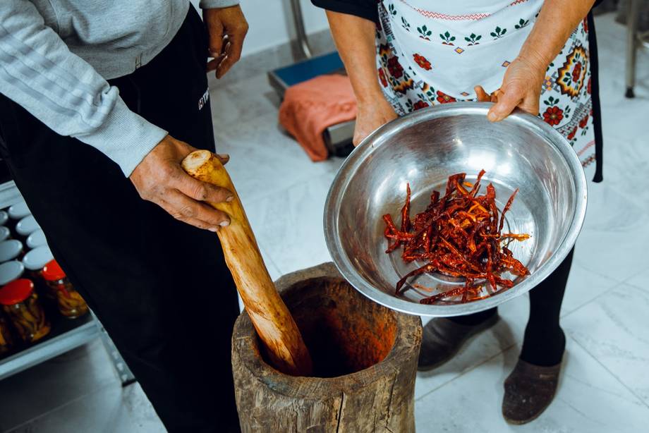 Atelierul Gastronomic „La Tanti Mașa" - Cooking class in Slobozia Mare (photo 2)