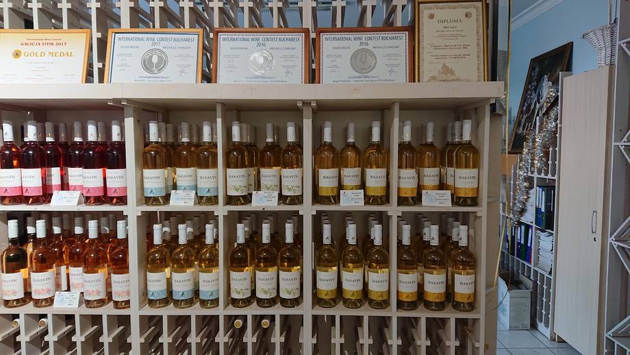 Vinoteca Basavin - Wine bar in Centru (photo 4)
