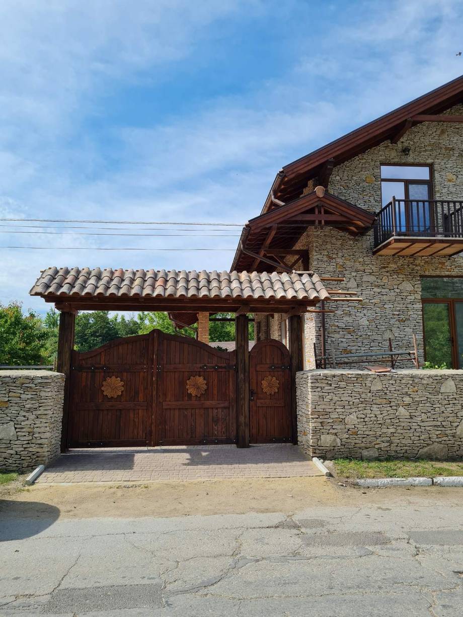 Pensiunea Casa Rândunicii - Rural guesthouse in Trebujeni (photo 5)