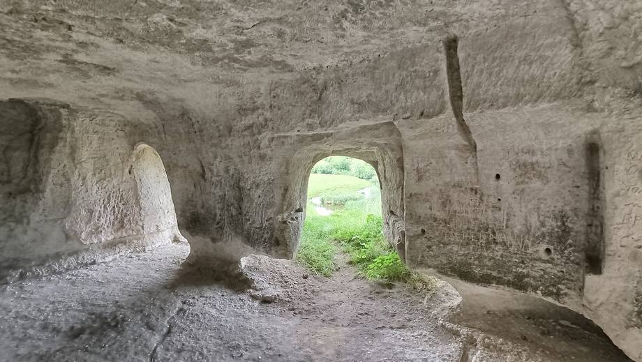Schitul Pârcălabului Bosie - Cave monasteries in Butuceni (photo 3)