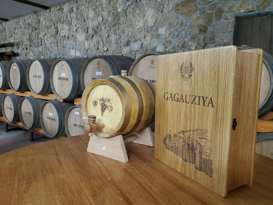 KaraGani Winery - Premium wine estates in Vulcănești (photo 5)