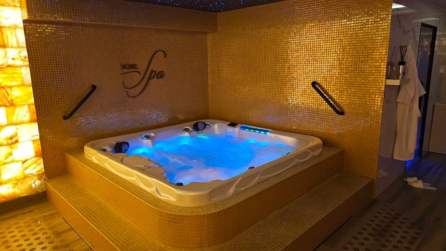 Nobil Luxury Boutique Hotel - Boutique hotel in Centru (photo 3)