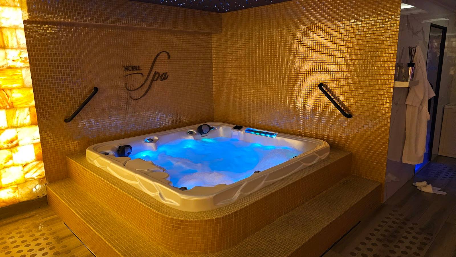Nobil Luxury Boutique Hotel - Boutique hotel in Centru (photo 3)